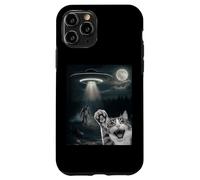 Funny Surprised Cat Selfie with Sasquatch - Bigfoot Adventur Carcasa para iPhone 11 Pro