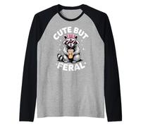Funny Women Cute but Feral Girl Summer Raccoon Camiseta Manga Raglan