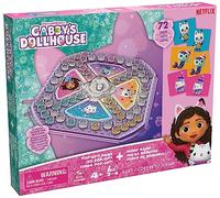 Gabby's Dollhouse Sorry Pop Up and Memo Juego de dos juegos clásicos en un juego, Sorry (Pachisi) con dados desplegables y 72 tarjetas de memoria con los populares personajes de Gabby, a partir de 4