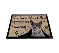 GABSHAIM Felpudo con texto en inglés «Visitors Must Be Approved by The Dog» divertido perro ganado australiano, tapete personalizado para decoración del hogar, 17.7 x 27.5 pulgadas
