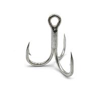 Gancho triple de acero de alto carbono con acabado plateado para ríos de lago y costas, adecuado para diversas condiciones de agua, gancho de pesca fuerte