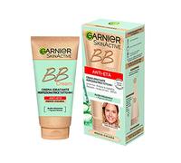 Garnier BB Cream antiedad SkinActive, para piel uniforme y arrugas reducidas, aspecto natural, enriquecida con ácido hialurónico, aloe vera y pigmentos minerales, SPF 25, tono medio claro