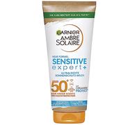 Garnier Leche de protección solar con SPF 50+, muy ligera y sin residuos, crema solar para pieles claras y sensibles, Ambre Solaire Sensitive expert+, 1 x 175 ml