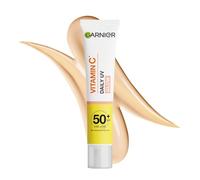 Garnier Vitamina C Anti-Uv Diario SPF50 AntiManchas Pieles Sensible, 40 ml | Protección Solar Facial FPS50+ Anti-UV con Vitamina C, Protege de UVA/UVB, Reduce Manchas, Hidrata e Ilumina con Efecto Glow