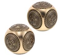 GARVALON Monedas de Latón Pequeñas 2 Piezas para Descompresión y Decoración, Figura Artesanal de Seis Caras, Adorno Tallado Adecuado para Relajación y Coleccionismo