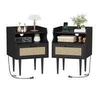 GarveeHome Juego de 2 mesitas de noche de ratán, mesa auxiliar moderna con estación de carga, mesa auxiliar de mediados de siglo con cajón y 2 estantes de almacenamiento abiertos para dormitorio