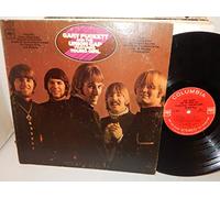 Gary Puckett And The Union Gap* - Gary Puckett And The Union Gap Featuring "Young Girl"