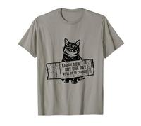 Gato con escudo Camiseta
