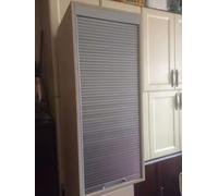 Genérico Armarios de Pared Resistentes a Medida con Puerta Enrollable y Kit de rieles, Puertas correderas Flexibles de Listones de 65x55 cm para una fácil instalación y soluciones Que ahorr