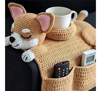 Genérico Crochet Dog Sofa Organizer,Cute Dogs-Shaped Handmade Knit Armrest Caddy,Animal Weaving Non-Slip Storage Holder Decorate with 2 Pockets and 1 Mug Holder for Living Room,Bedroom,Dorm (Khaki)