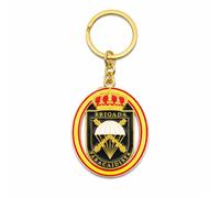 Genérico Llavero Brigada Paracaidista, Material Metálico, Diseño con Escudo y Corona, Colores Rojo y Amarillo