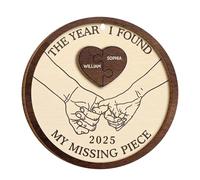 Genérico Pendientes Colgantes Hogares WANDER PRINTS Adorno de madera de 2 capas Adorno para pareja El año que me falta Pieza Parejas besándose (A, One Size)