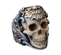Genérico Style Skull Ring - Gothic Devil Ring With Delicate Etched Details | Vintage Jewelry For Casual & Formal Looks | Versatile Statement Ŕing For Work, Travel, Dating & Social Gatherings