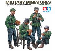 German Soldiers At Restfigurines TAMIYA 1/35 Rest Con Access