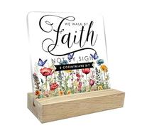 Geroclonup Decoración religiosa de escritorio con citas cristianas We Walk by Faith Not by Sight Sign 15 cm Wildflowers Acrílico Placa de escritorio con soporte de madera para mujeres hogar dormitorio