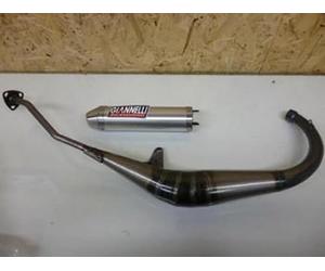 Giannelli - Tubo de escape para Yamaha TZR de 50 cc de 2004 a 2012, 33644HF, 33645HF, de aluminio, con silenciador (incluye fijaciones y muelles)