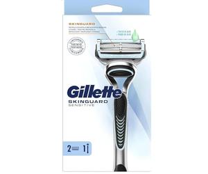 Gillette Skinguard Sensitive - Maquinilla de afeitar manual para hombres con irritaciones de la piel, 1 afeitadora Skinguard Sensitive, 2 cuchillas Gillette de afeitar de repuesto