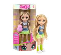 Giochi Preziosi Unique Eyes, Muñeca de 25 cm, Amy, con su Mirada Que te Sigue a los Ojos, con Ropa de Primavera Verano, Juguete para niños a Partir de 3 años, MYM443