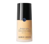 GIORGIO ARMANI Designer Glow Radiant Revitalizing Foundation SPF 15 No.3 (30 ml)