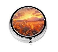 Girasoles amarillos al atardecer. Este pequeño pastillero redondo de viaje de tres compartimentos es perfecto para almacenar medicamentos diarios, vitaminas y sobre la marcha.