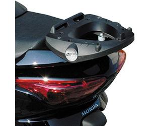 Givi E220M Topcase - Soporte para monolock, Color Negro