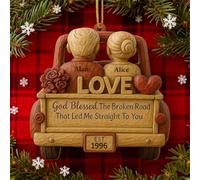 God Blessed The Broken Road,diseño de coche y corazones, adorno de madera personalizado, adornos de madera para parejas en coche y corazones, recuerdo de cumpleaños de Navidad para marido y esposa