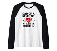 Graduado de la Escuela de Medicina Papá Crié a un Doctor Padres Orgul Camiseta Manga Raglan