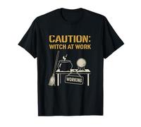 Gráfico de Haunt Couture Caution Witch At Work Hazard Camiseta