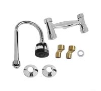 Grifo mezclador para fregadero de cocina de doble mango, montado en la pared, boquilla giratoria de 360°, acabado cromado, construcción de aleación de zinc, ajustable, distancia central de 150 mm