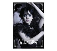 Grupo Erik Poster Miércoles Addams baile - Laminas decorativas 61x91,5cm a todo color | Posters para pared ideal decoración habitación