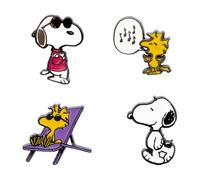 Grupo Erik Set Pins Snoopy - 4 Figuras Snoopy, Snoopy regalos broches