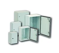 GT 30-30-15 CARCASA METÁLICA NT 300X300X150 PUERTA 001102102