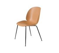 GUBI Silla Beetle Amber brown. patas de acero en negro