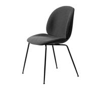 GUBI Silla Beetle con patas delanteras tapizadas en negro Hallingdal 65 nr.173-black