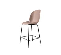 GUBI Taburete bar Beetle bajo Sweet pink. base de acero en color negro