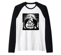 Guerra En El Pantano Cocodrilo Boop El Fuego Respirando Bigfoot Camiseta Manga Raglan