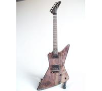 guitarra miniatura de colección carl de james hetfield de metallica