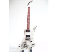 Guitarra miniatura Papa Het de James Hetfield de Metallica