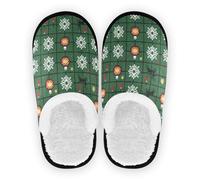 GuoChe Pantuflas de forro polar mullido para hombre y mujer, suela de goma antideslizante, cómodas, para interiores y exteriores, invierno, dormitorio, talla M, Christmas Green Cross Stitch Snowflakes
