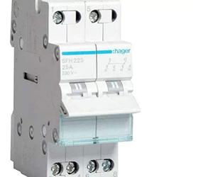 Hager - Conmutador modular 2 polos 25a comun arriba i-ii