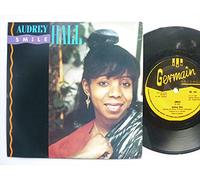 Hall Audrey - Smile