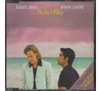 Hall, Daryl & John Oates - The Sky Is Fall