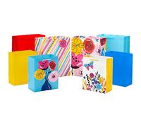 Hallmark Bolsas de regalo surtidas para todas las ocasiones (8 bolsas: 4 medianas de 9 pulgadas, 4 grandes de 13 pulgadas), flores, mariposas, rayas, sólidos para cumpleaños, despedidas de soltera,