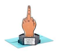 Hallmark Paper Wonder Shoebox - Tarjeta de cumpleaños divertida (dedo medio años de edad) para mamá, papá, hermano, compañero de trabajo