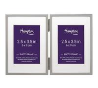 Hampton Frames Mayfair BSN13832HD - Marco de fotos doble 6x9 cm, perfil plateado, bisagras, soporte de tarjeta blanco biselado 25 mm, trasera de terciopelo gris