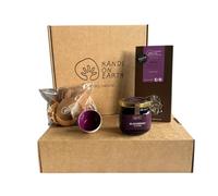 Hands on Earth Cabaz Gourmet Doce Tradição, Compota Artesanal de Amora 200g, Tisana Amália Biológica 20g, Bolachas Artesanales 150g, con Pieza de Louça Vista Alegre