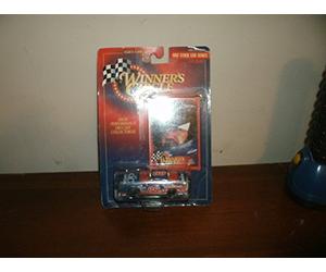Hasbro Winner's Circle Dale Jarrett #88 1998 QC Quality Care 1:64 - Troquelado para Coche