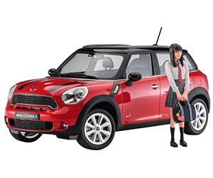 Hasegawa 1/24 Mini Cooper Countryman All 4 con figura