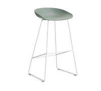 HAY Taburete alto About a Stool 38. 2.0 Verde otoñal-estructura de acero blanco