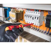 Juego de destornilladores HAZET 810U-1/5 I 5 piezas, 3 x destornilladores de ranura, 2 x destornilladores Phillips I con mango ergonómico de 3 componentes para la máxima transmisión de fuerza